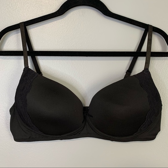 Simply Styled Other - Simply Styled Black Wire Free Bra 38C